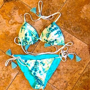 VICTORIA SECRET TIE DYE BIKINI L TOP S BOTTOM
